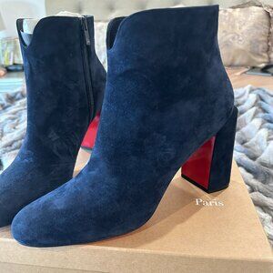 Brand New Christian Louboutin CASTARIKA 85 Suede Ankle Bootie